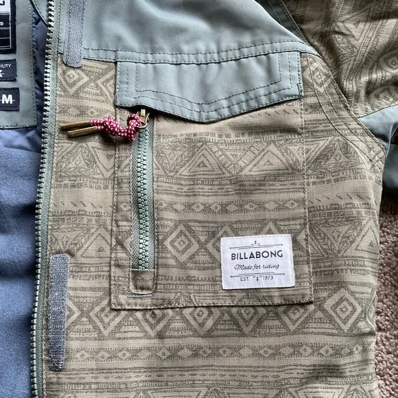 Women’s M Billabong Y2K ski jacket forest green print